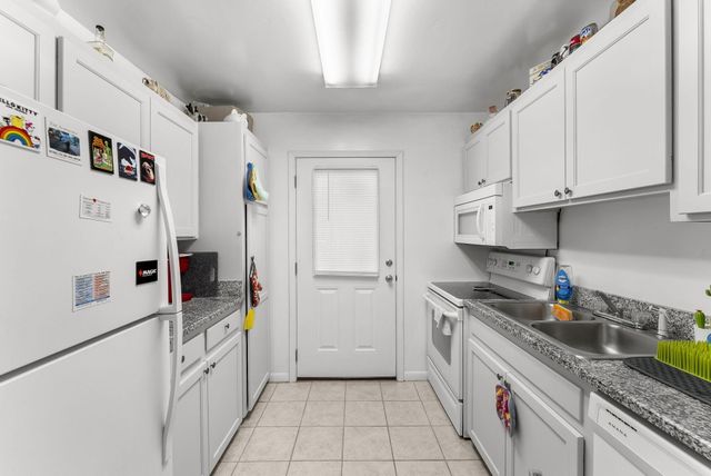 2100 W Beach Drive APT A101, Panama City, FL 32401