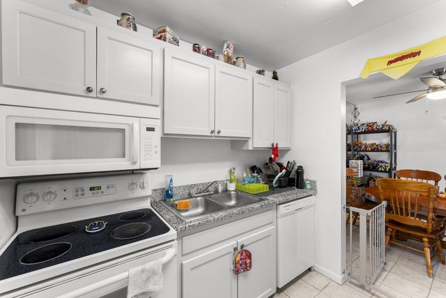 2100 W Beach Drive APT A101, Panama City, FL 32401