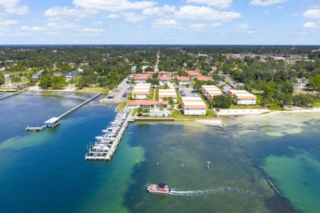 2100 W Beach Drive APT A101, Panama City, FL 32401