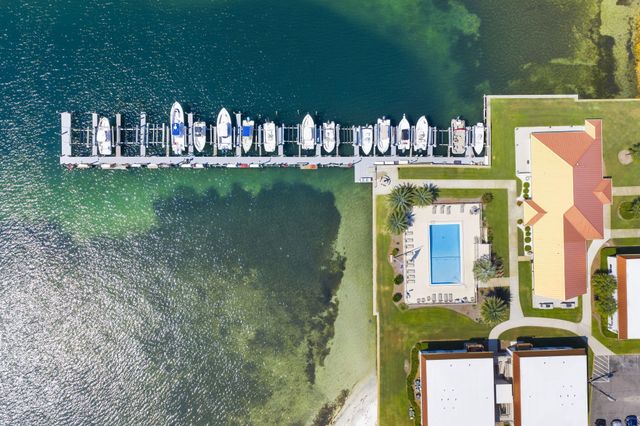 2100 W Beach Drive APT A101, Panama City, FL 32401