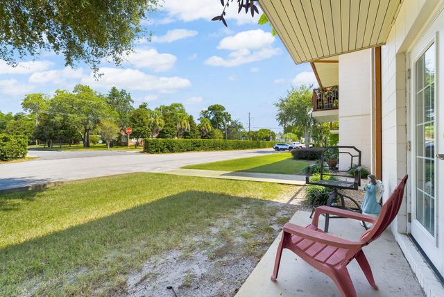 2100 W Beach Drive APT A101, Panama City, FL 32401