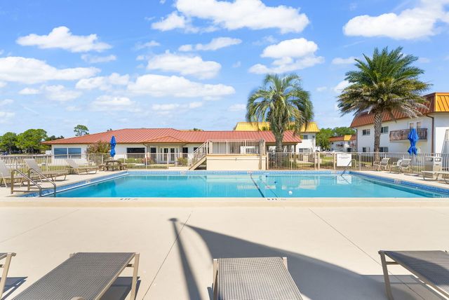 2100 W Beach Drive APT A101, Panama City, FL 32401