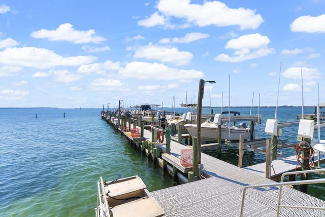 2100 W Beach Drive APT A101, Panama City, FL 32401