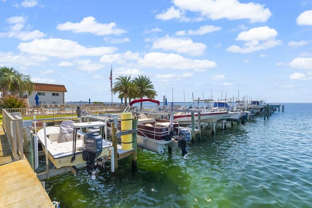 2100 W Beach Drive APT A101, Panama City, FL 32401