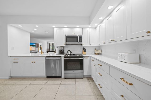 3420 S Ocean Boulevard 3p, Highland Beach, FL 33487