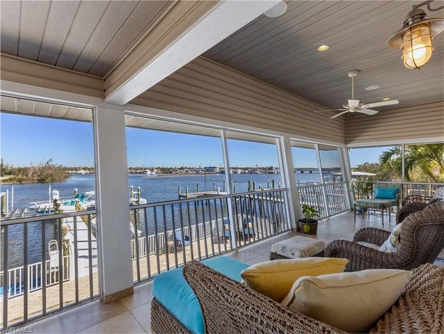 921 Prescott ST, Fort Myers Beach, FL 33931