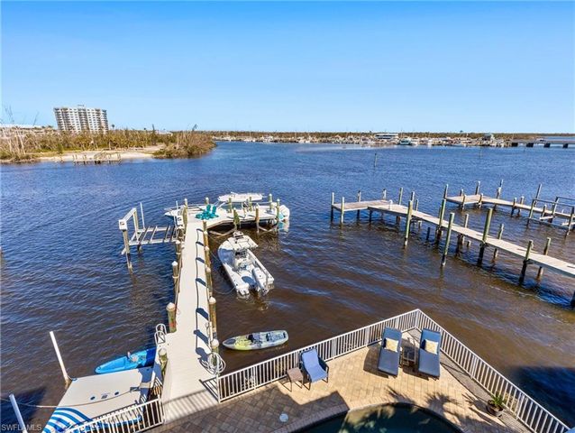 921 Prescott ST, Fort Myers Beach, FL 33931