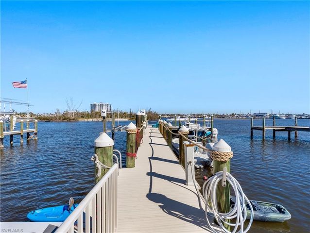 921 Prescott ST, Fort Myers Beach, FL 33931