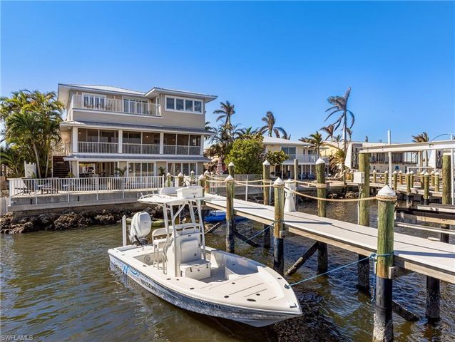 921 Prescott ST, Fort Myers Beach, FL 33931