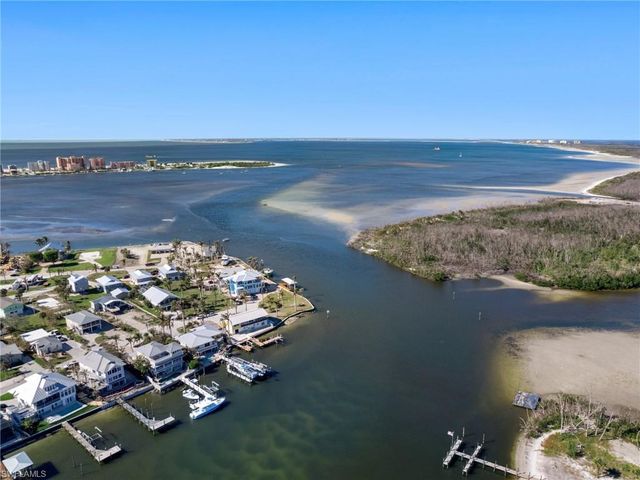 921 Prescott ST, Fort Myers Beach, FL 33931