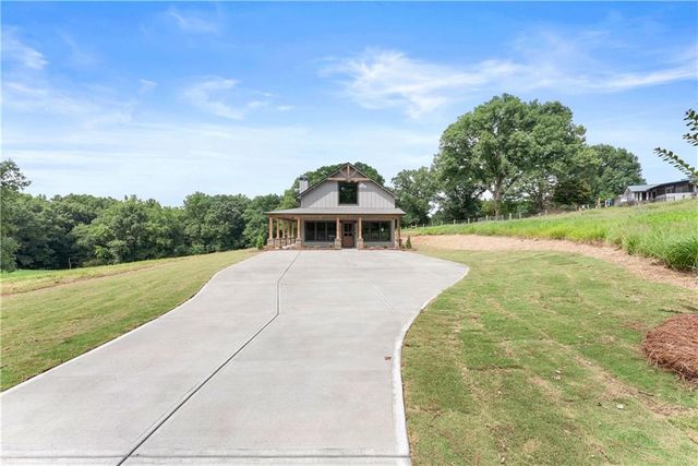216 Arthur Allen Road, Cleveland, GA 30528