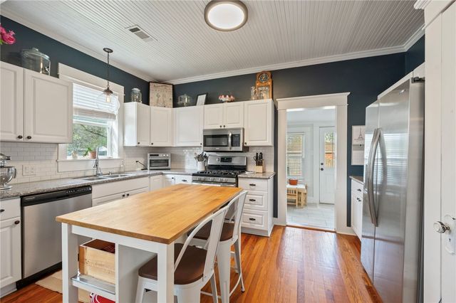 1004 East 27th Street, Bryan, TX 77803