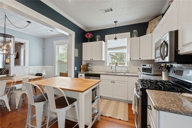 1004 East 27th Street, Bryan, TX 77803