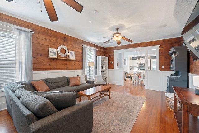 1004 East 27th Street, Bryan, TX 77803