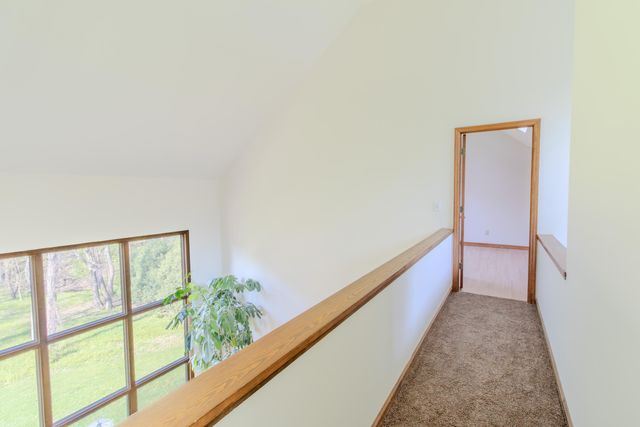 83 Brookview Lane, Valparaiso, IN 46385