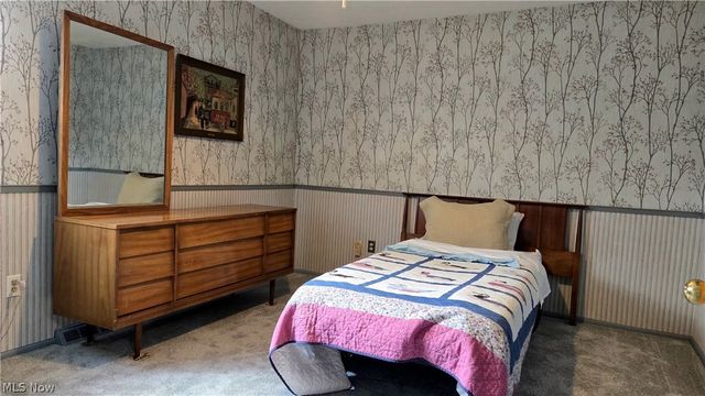 2319 Green Acres Drive, Parma, OH 44134