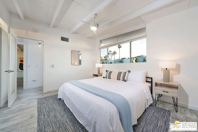 1890 E Amado Road, Palm Springs, CA 92262