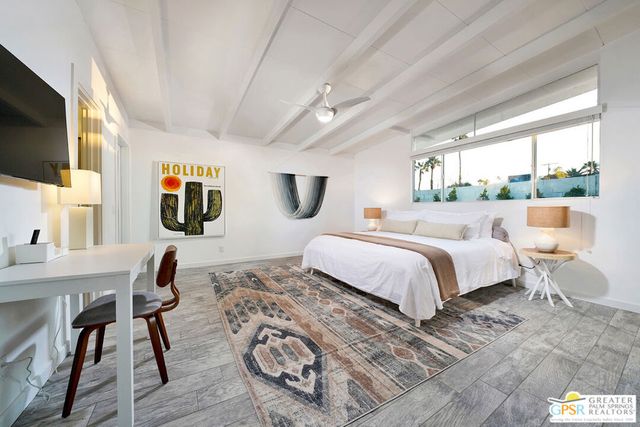 1890 E Amado Road, Palm Springs, CA 92262
