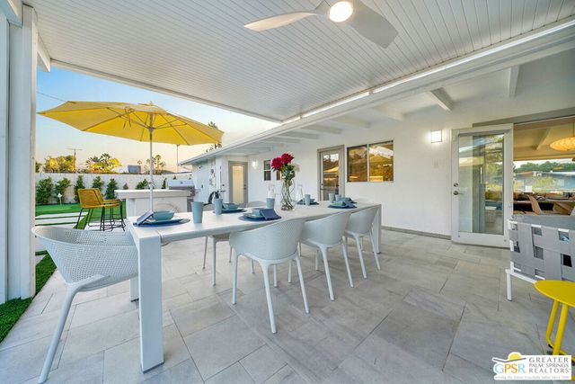 1890 E Amado Road, Palm Springs, CA 92262
