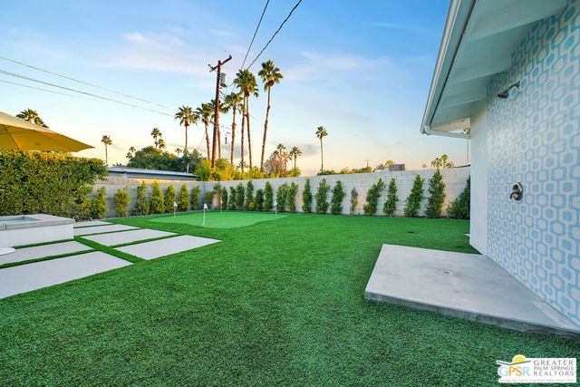 1890 E Amado Road, Palm Springs, CA 92262