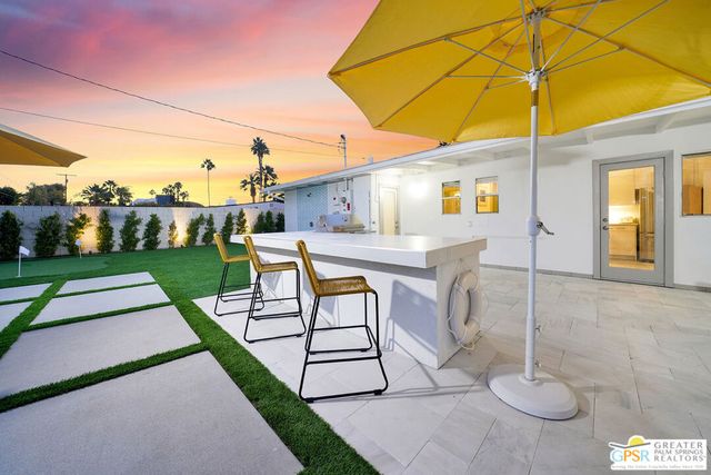 1890 E Amado Road, Palm Springs, CA 92262