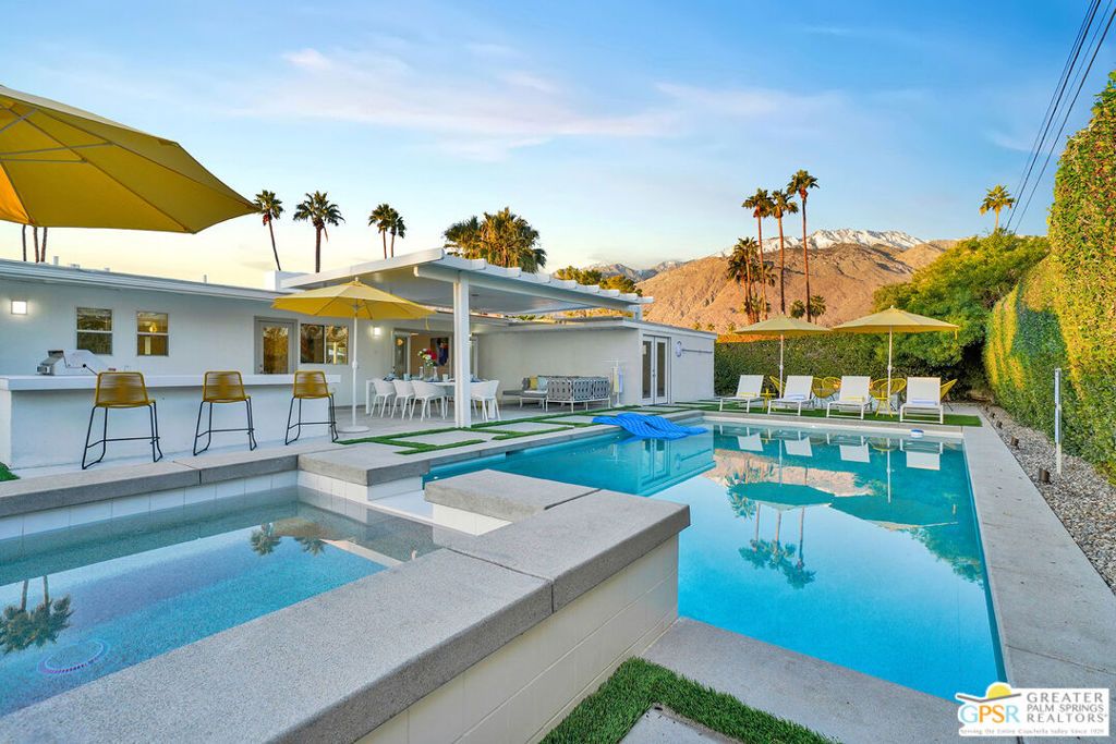 1890 E Amado Road, Palm Springs, CA 92262