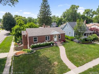 551 N Evergreen Street, Plymouth, MI 48170