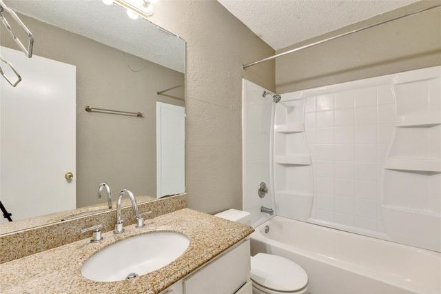 10801 Lanshire DR A, Austin, TX 78758