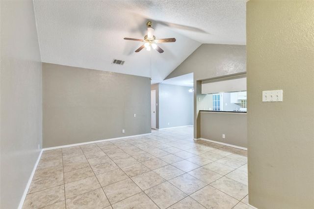 10801 Lanshire DR A, Austin, TX 78758