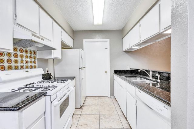 10801 Lanshire DR A, Austin, TX 78758
