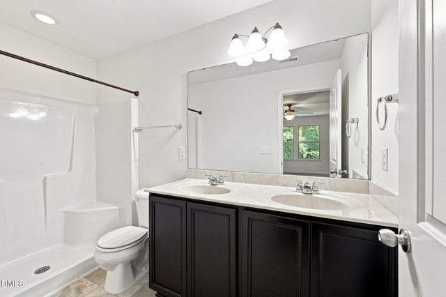 125 Hill Shore Lane, Clayton, NC 27527