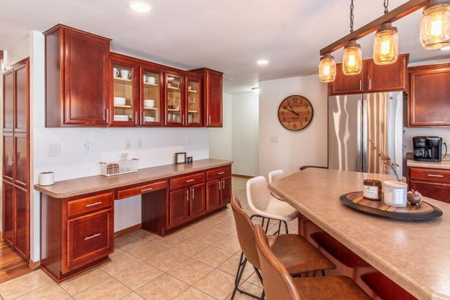 196 Hillcrest Avenue, Spicer, MN 56288