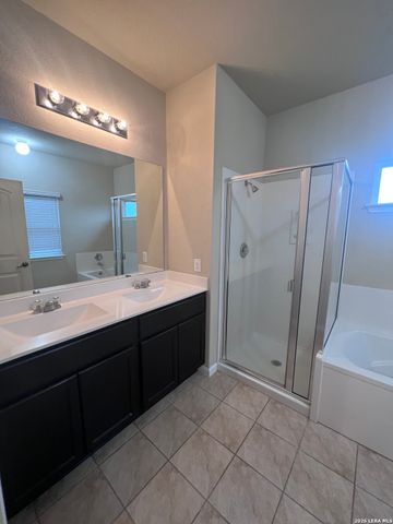 472 Copper Hill, New Braunfels, TX 78130