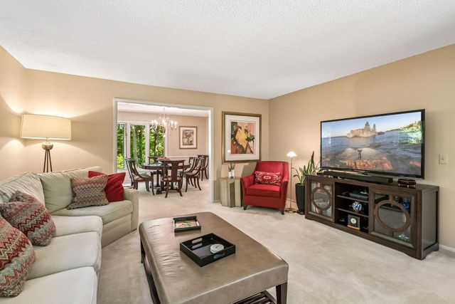 14805 Minnehaha Place, Wayzata, MN 55391