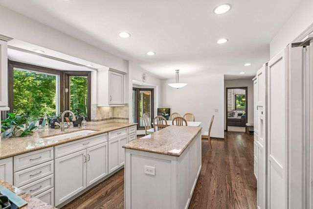 14805 Minnehaha Place, Wayzata, MN 55391