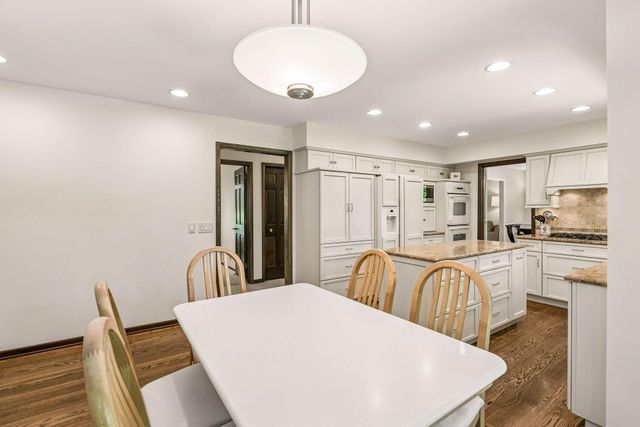 14805 Minnehaha Place, Wayzata, MN 55391