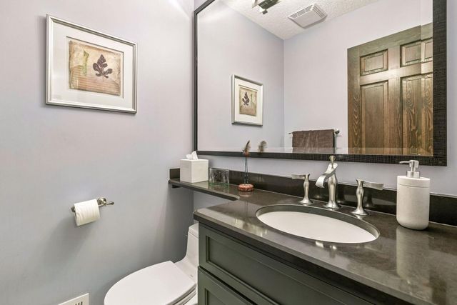 14805 Minnehaha Place, Wayzata, MN 55391