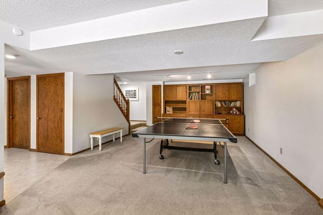 14805 Minnehaha Place, Wayzata, MN 55391