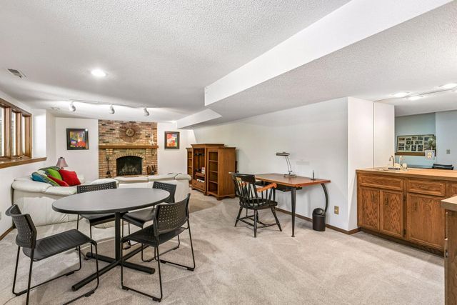 14805 Minnehaha Place, Wayzata, MN 55391