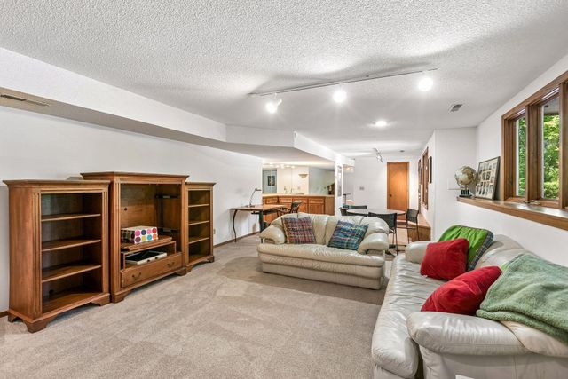 14805 Minnehaha Place, Wayzata, MN 55391