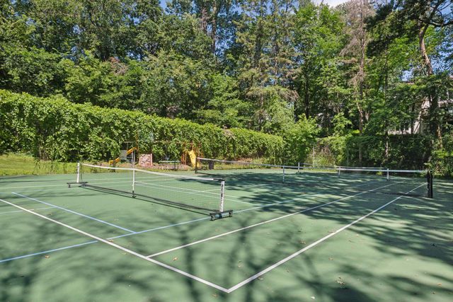 14805 Minnehaha Place, Wayzata, MN 55391