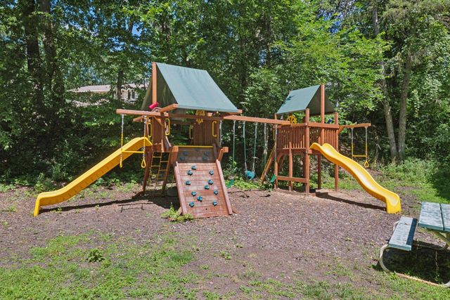 14805 Minnehaha Place, Wayzata, MN 55391