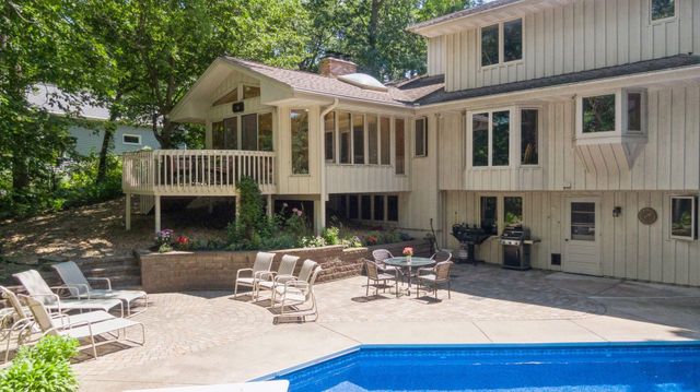 14805 Minnehaha Place, Wayzata, MN 55391