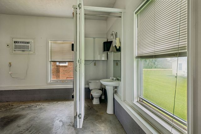 861 Fox Ln, Lewisburg, TN 37091