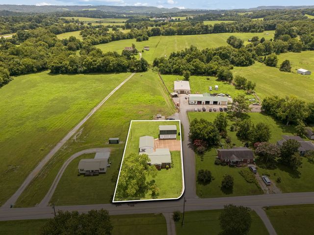 861 Fox Ln, Lewisburg, TN 37091