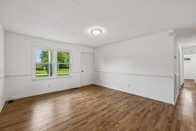 861 Fox Ln, Lewisburg, TN 37091
