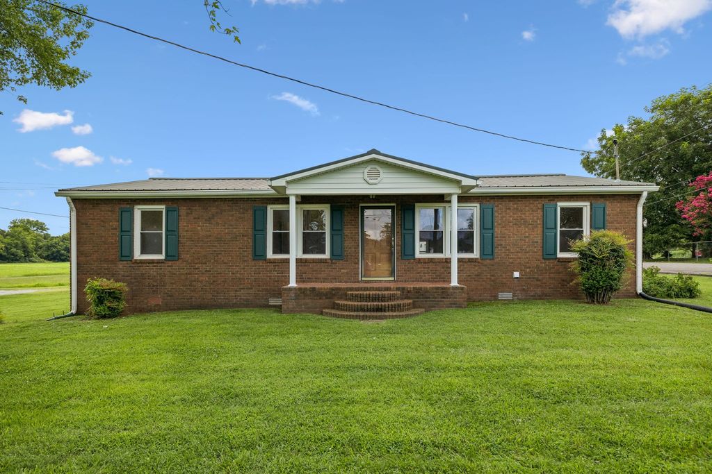 861 Fox Ln, Lewisburg, TN 37091