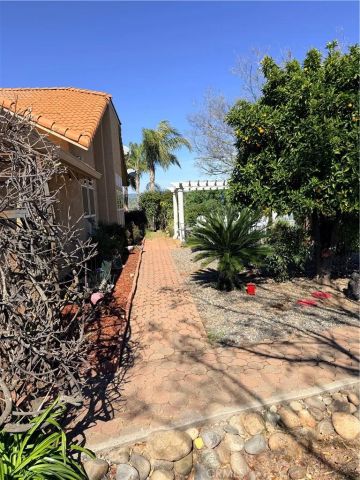 9556 Banderilla, La Grange, CA 95329