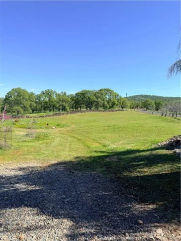 9556 Banderilla, La Grange, CA 95329