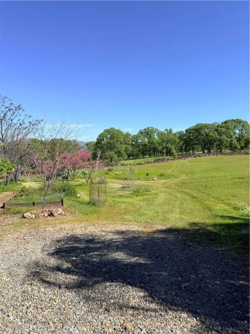 9556 Banderilla, La Grange, CA 95329